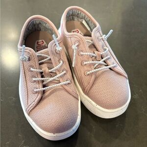 Hey dude lightweight toddler 10